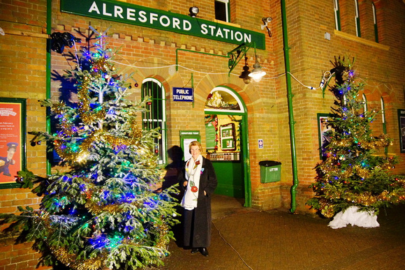 The Watercress Line, Boarding